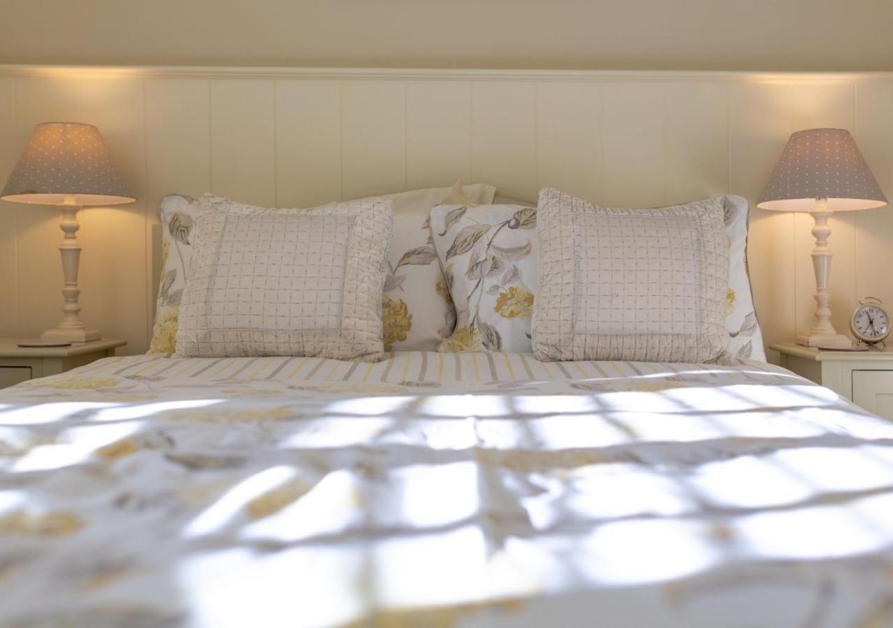 Jasmine Cottage - 2 Bedroom In Heart Of Bourton! מראה חיצוני תמונה