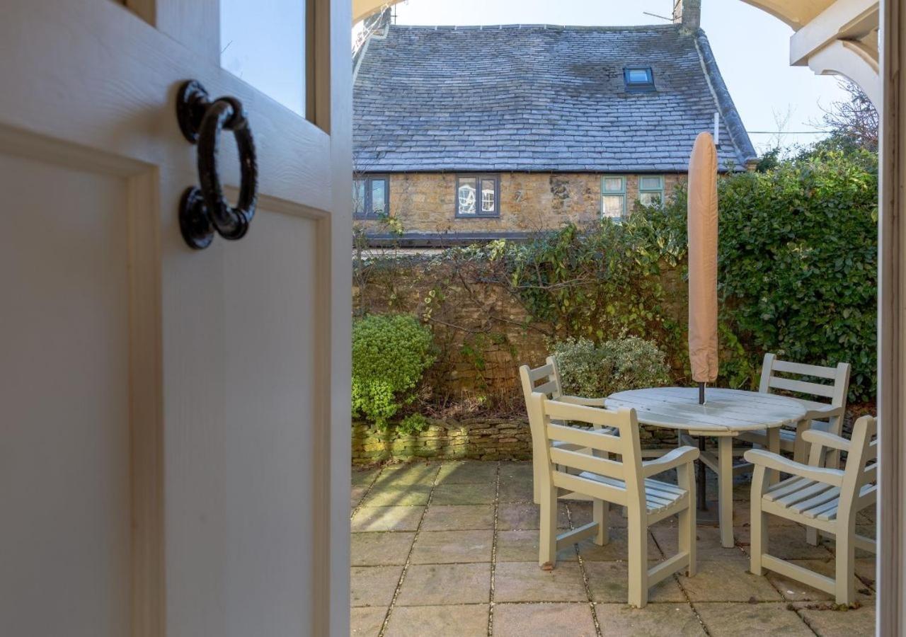 Jasmine Cottage - 2 Bedroom In Heart Of Bourton! מראה חיצוני תמונה