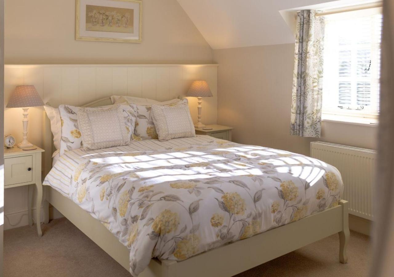 Jasmine Cottage - 2 Bedroom In Heart Of Bourton! מראה חיצוני תמונה