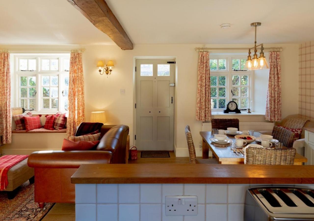 Jasmine Cottage - 2 Bedroom In Heart Of Bourton! מראה חיצוני תמונה