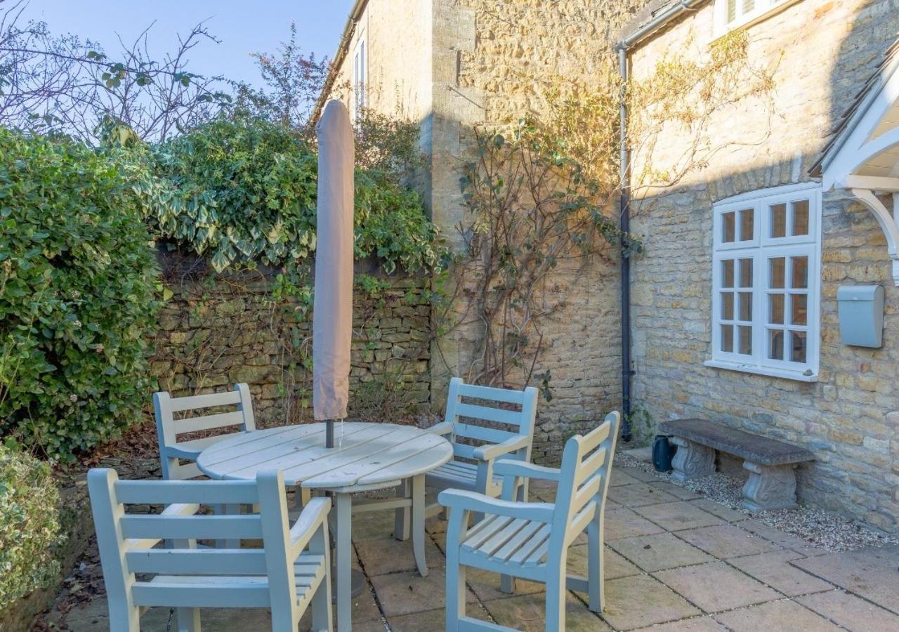 Jasmine Cottage - 2 Bedroom In Heart Of Bourton! מראה חיצוני תמונה